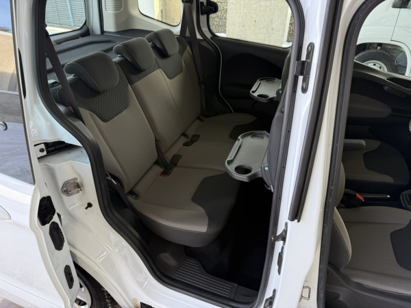 FORD TOURNEO COURIER / 1.5 / Duratorq TDCI DV5